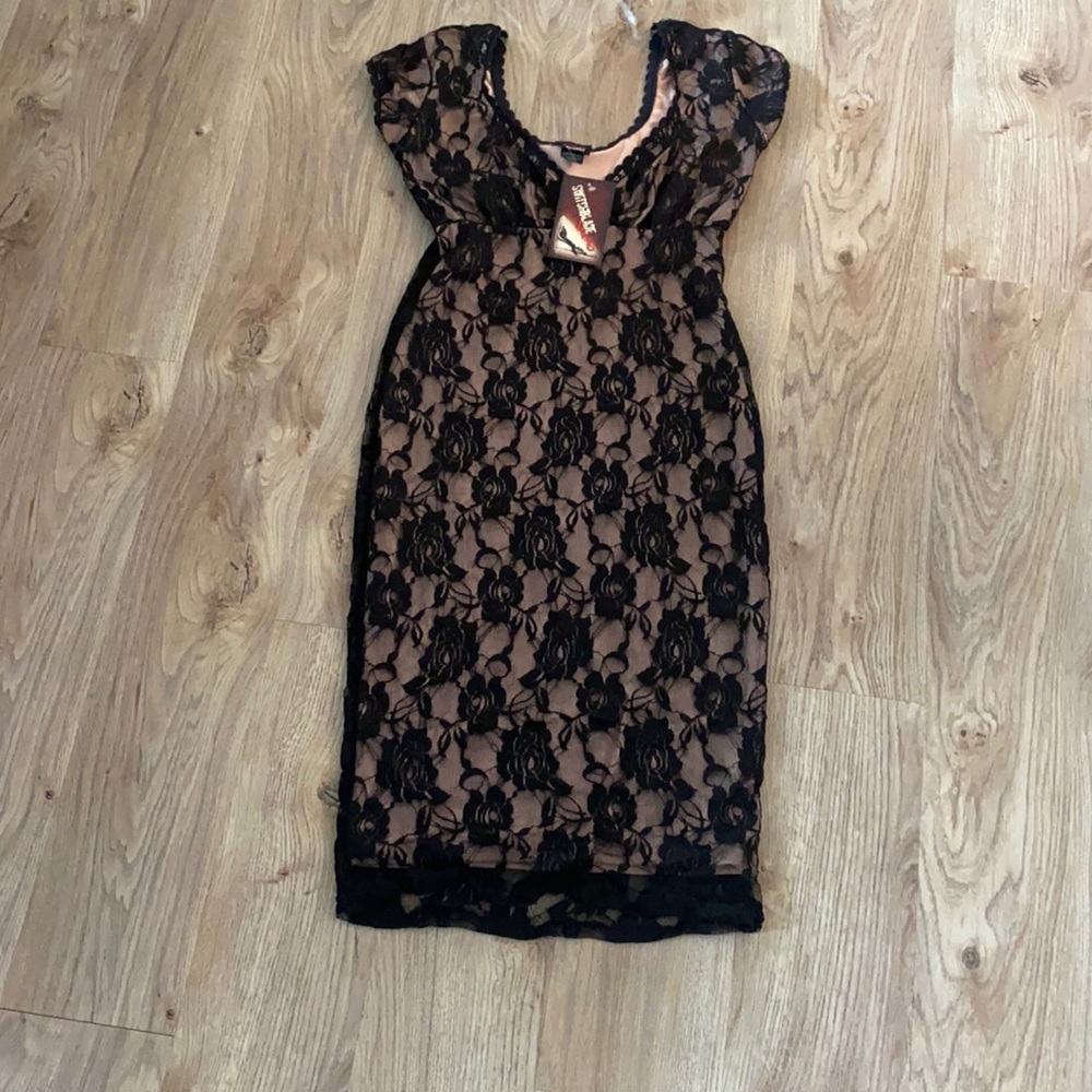 Nwt wiggle dress